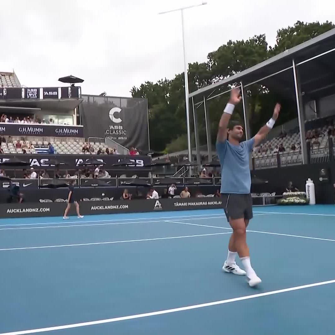 Marcos Giron 🇺🇸 accompagné de Constant Lestienne 🇫🇷 (ex Top 100) se régale sur ce début de saison. Déjà 2 qualifs en 1/2 d’ATP250, super forme.