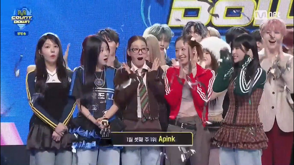 🏆 Apink takes their 1st win for “Love Me More” on M Countdown today — Congratulations! 🐼🎉 #LoveMeMore1stWin #Apink53rdWin #에이핑크 #Apink #LoveMeMore (260115)
