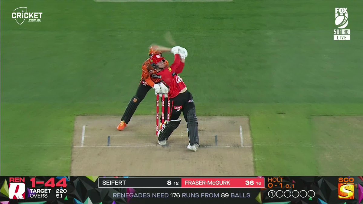 JFM lit up Marvel Stadium with 42 off just 18 balls! #BBL15