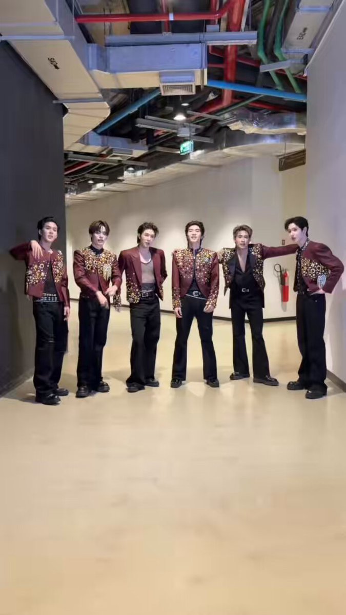 3 เพลงจาก DEXX 🙌🏻💙 🔗 : #DEXXxICONSIAM #SkinshipChallengeDEXX #DEXXth #DMDMUSIC