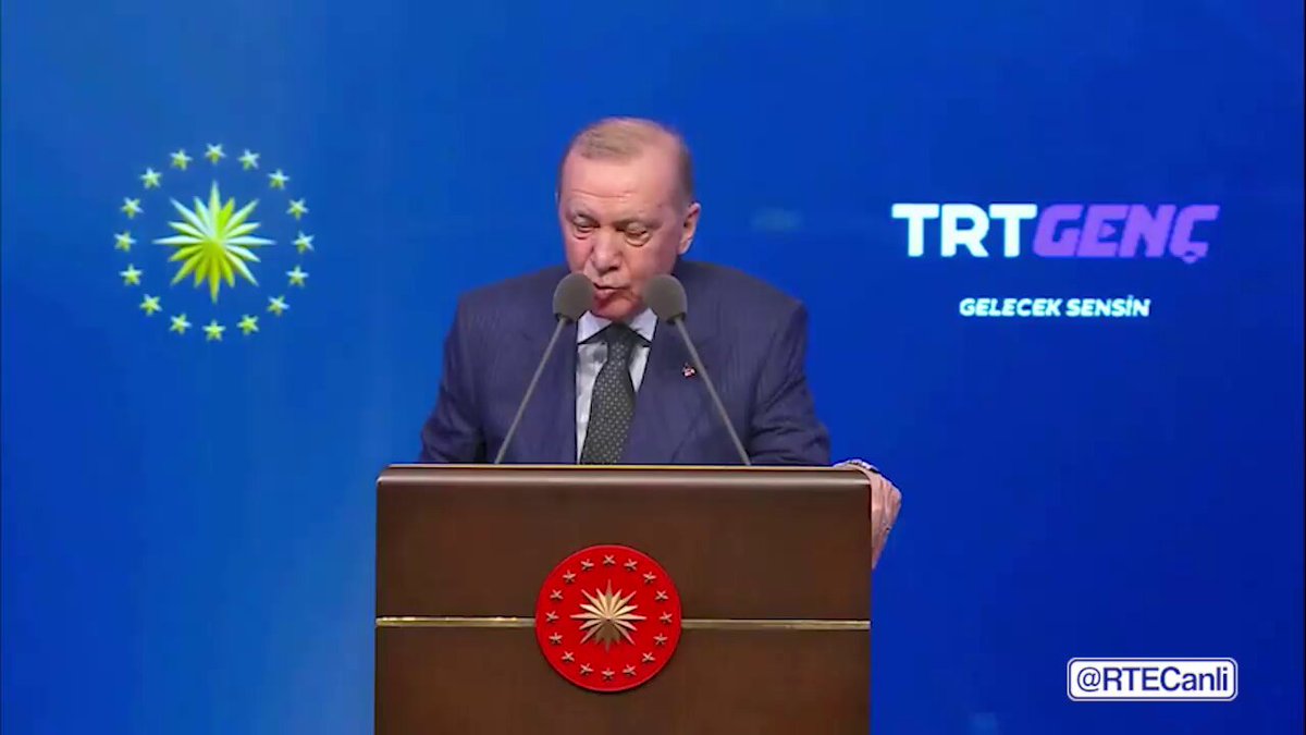 “Uyuşturucu, alkol, sanal bahis, kumar ve sigara bağımlılığı milli bünyemiz açısından terör kadar hatta terörden daha zararlı boyutlara ulaşmıştır” —Recep Tayyip Erdoğan