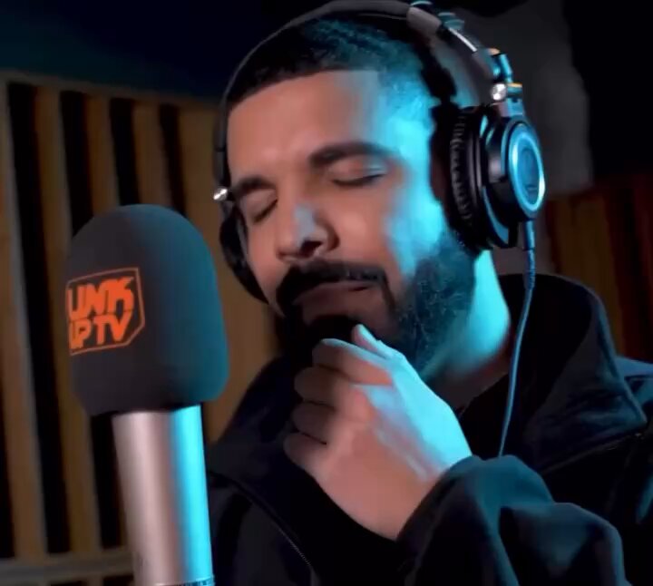 Behind Barz Freestyle. Bro just locked in and started spittin.