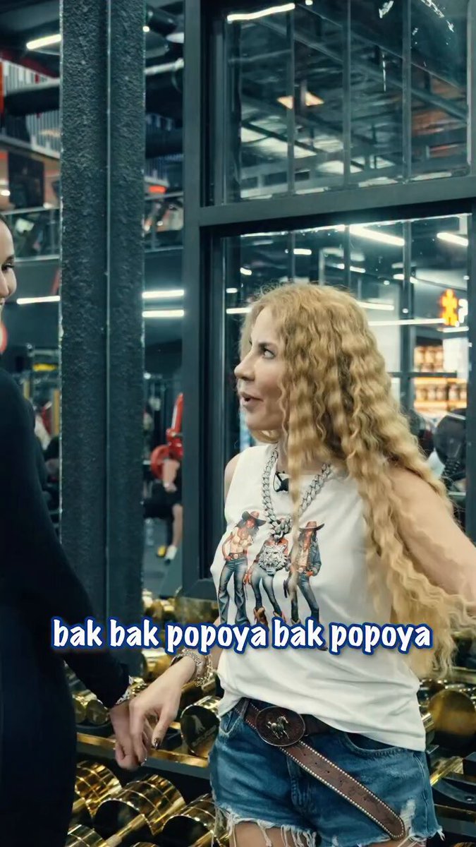Derdini anlatabilecek kadar ingilizcesi var