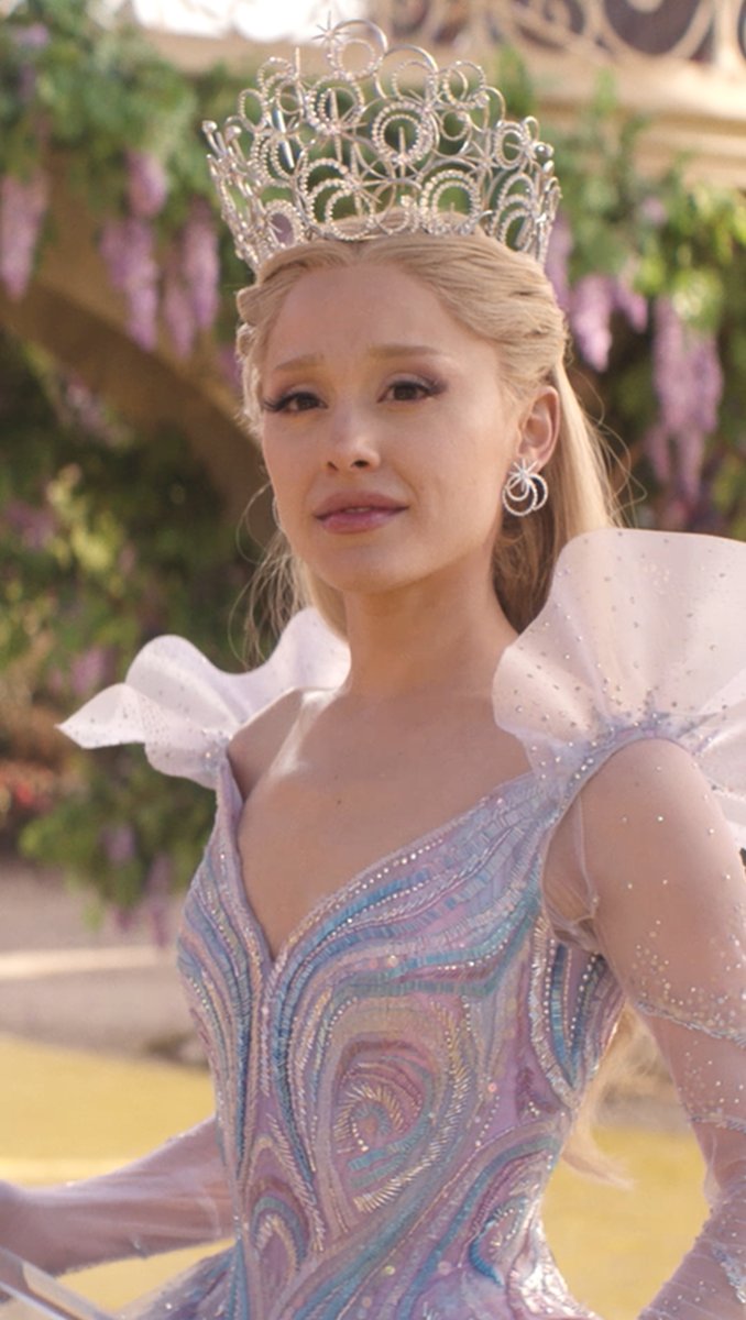 Ariana Grande on bringing all parts of Glinda to life in Wicked & Wicked: For Good 🩷