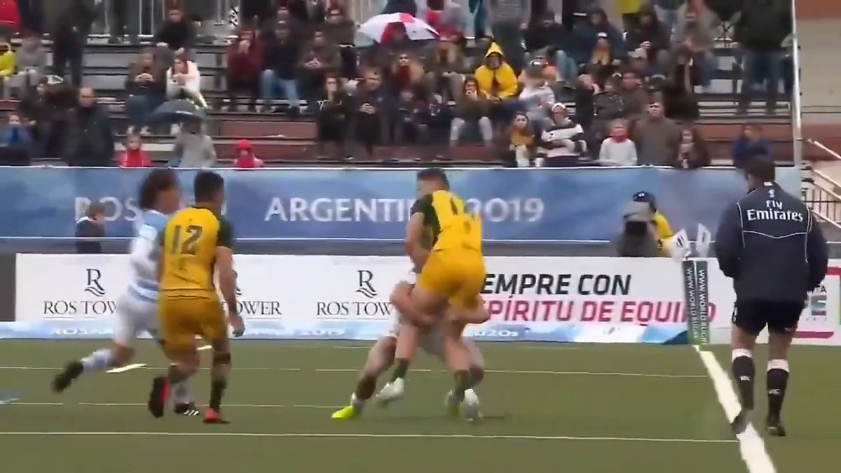 💪🇦🇷 Se confirmó una nueva edición del Mundial Juvenil y es imposible no acordarse de este tackle de Mateo Carreras ante Australia en Rosario 2019. ➕ Mirá el mejor rugby en Disney+ Plan Premium.