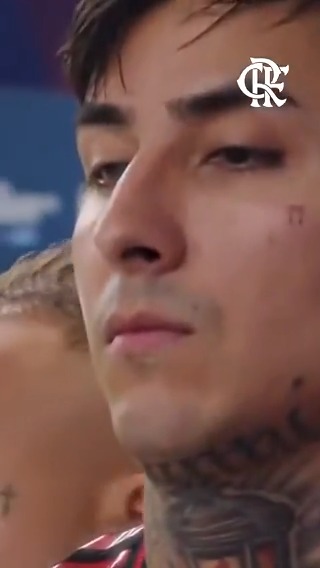 O terror deles arrepiou nos gramados em 2025. Firmeza, categoria e muito talento futebolístico. Curte aí, Nação! 📺: GE TV e FlamengoTV 🎵: Furacão 2000