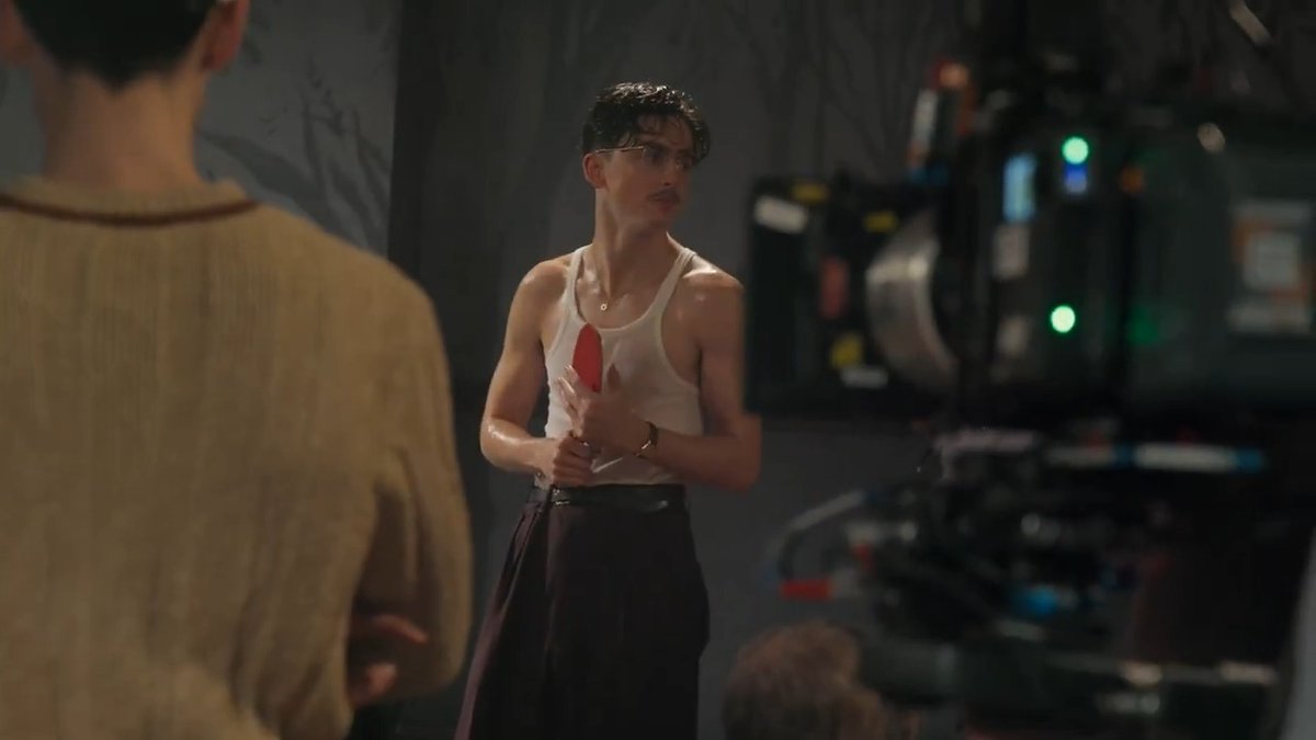 "There's no place I'd rather be going today than to work on this film," Production Designer Jack Fisk, Costume Designer Miyako Bellizzi and Cinematographer Darius Khondji share how they brought the 50s to life on Marty Supreme.