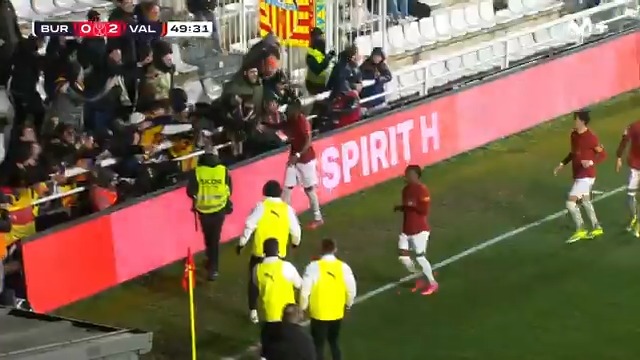 SADIQAZO COPERO. 🦇 Umar Sadiq. #LaCopaMola #LaCasaDelFútbol