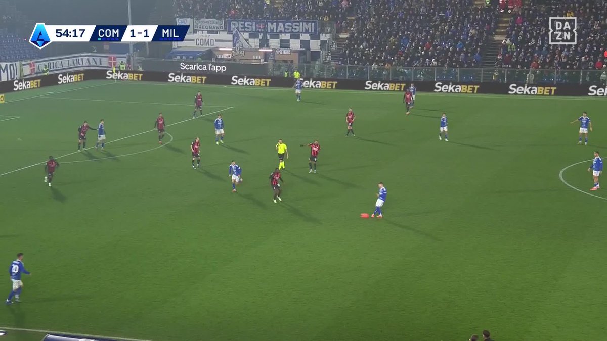🇫🇷⭐️ | Adrien Rabiot BUTEUR met le Milan devant au score ! Suivez la rencontre en direct ici : ! 📲 #ComoMilan