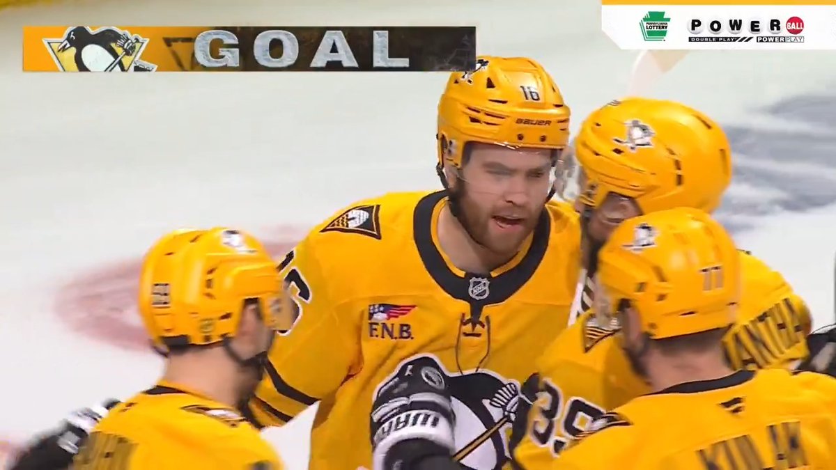 Tic, tac, toe... a power-play goal 🚨