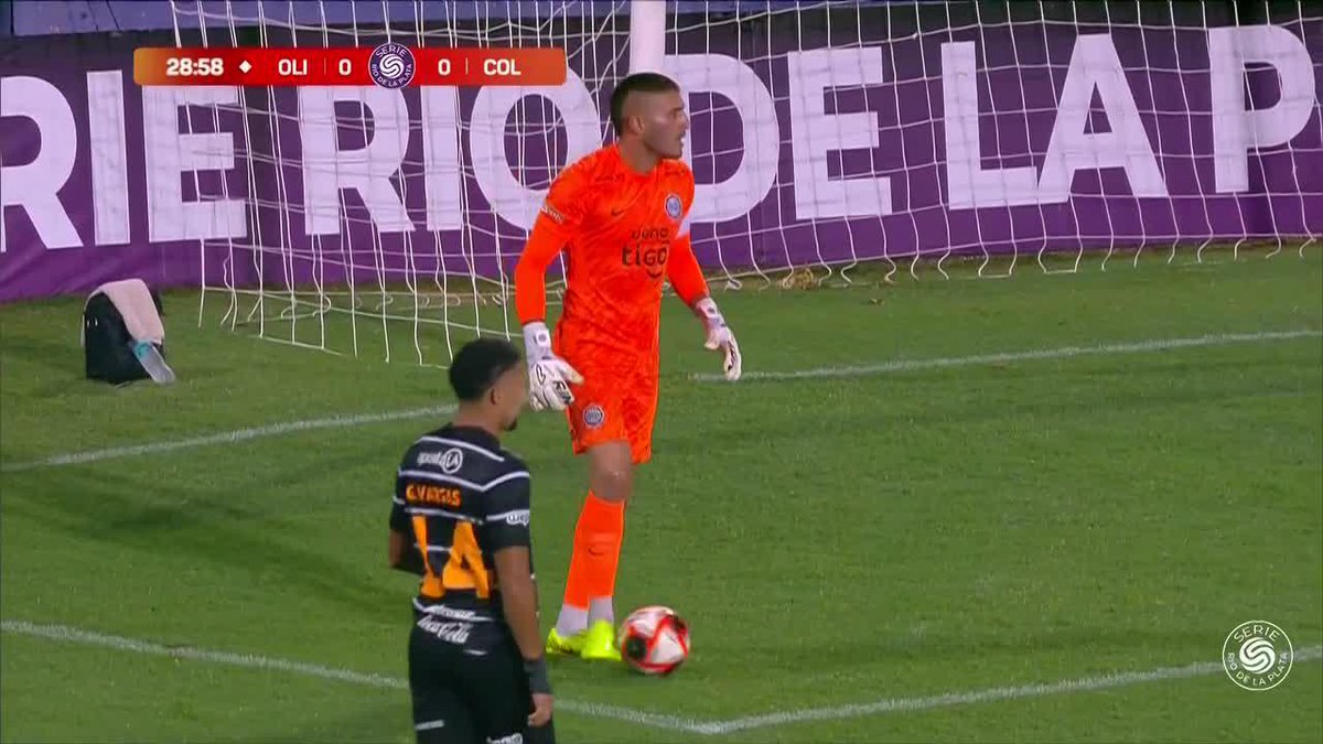 ¡OLVEIRA LE NEGÓ EL 1-0 A CORREA EN OLIMPIA VS. COLO-COLO! 🏆 #Serie2026 📺 ESPN Premium | Suscribite al Pack Fútbol en 📺 #DisneyPlus Plan Premium