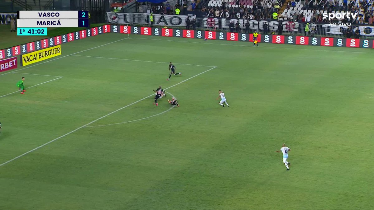 🟥 O lance da expulsão de Lucas Piton, do Vasco, contra o Maricá. 🎥 sportv | ge