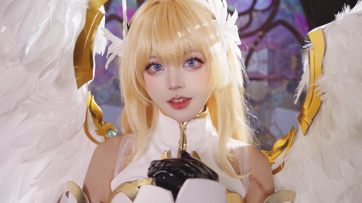 Lord Ring Bearer! Let me show you a new Gabriele! COSER: 阿抽崽 Gift Code: Glory321 ———————————— Dragon Traveler is Now Live! Download Now!