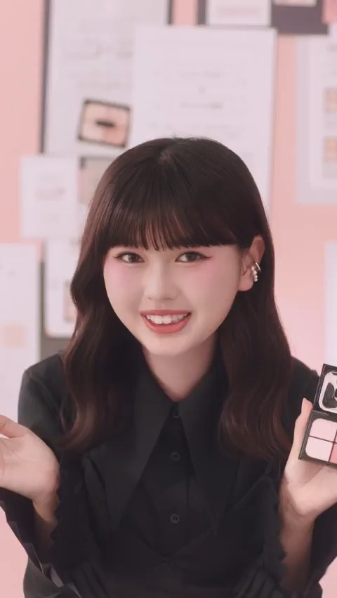 ˗ˏˋ 長浜広奈さん 登場ˎˊ˗ KATEの新作アイシャドウは… 「ほっぺまでいけちゃう☝️」 ︶︶︶V︶︶︶︶︶︶︶︶︶︶︶ 気になる人は「💗」で教えてね! 長浜広奈さん(長浜広奈(ながはまひな))使用色: バウンシーチークシャドウ〈PK-2〉