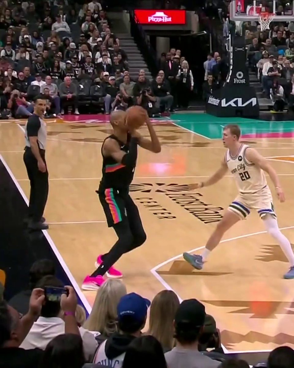 BALD WEMBY FADEAWAY THREE 😭🔥 5 THREES AND COUNTING VS. BUCKS 👽