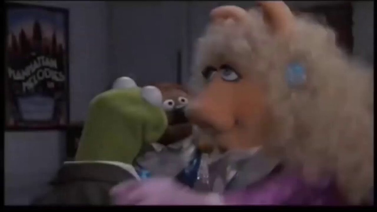 Movie: The Muppets Take Manhattan Language: Spanish Country: Mexico Rest in peace Gloria Rocha (1932 - 2026) 🕯
