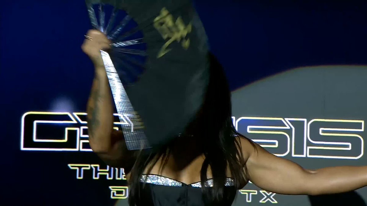 Knockouts World Champion 雷影 .李 (Léi Yǐng .Lee) is in the house for #TNAiMPACT on AMC TV! Dani Luna will not compete at #TNAGenesis and 雷影 .李 (Léi Yǐng .Lee) has signed a contract for an Open Challenge LIVE on PPV This Saturday! #TNAiMPACT