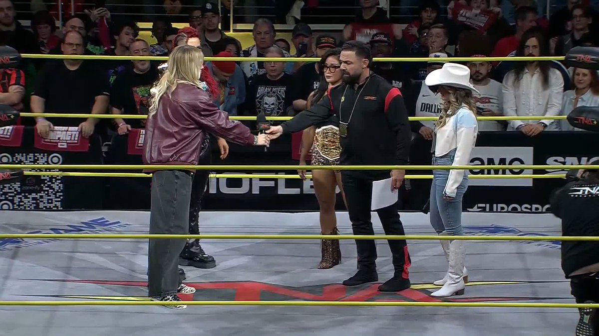 #WWENXT's Sol Ruca and ZARIA are in the iMPACT! Zone and they heard Open Challenge! #TNAiMPACT