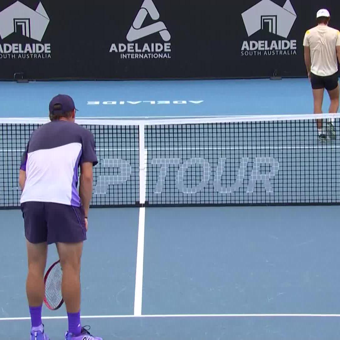 OUTRAGEOUS 😱 Tomas Machac with the fllthy volley at #AdelaideTennis