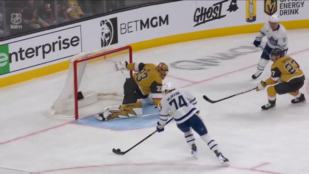 You’re not scoring on this Hill 😉 📺: ESPN ➡️