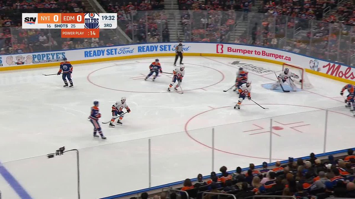 This Bouchard shot was at first THOUGHT to be a goal with the goal light and song going off, but even Bouchard thought it didn't cross the line.🤨 After further review he was correct, NO GOAL. ❌ Awkward moment in Edmonton. 😂