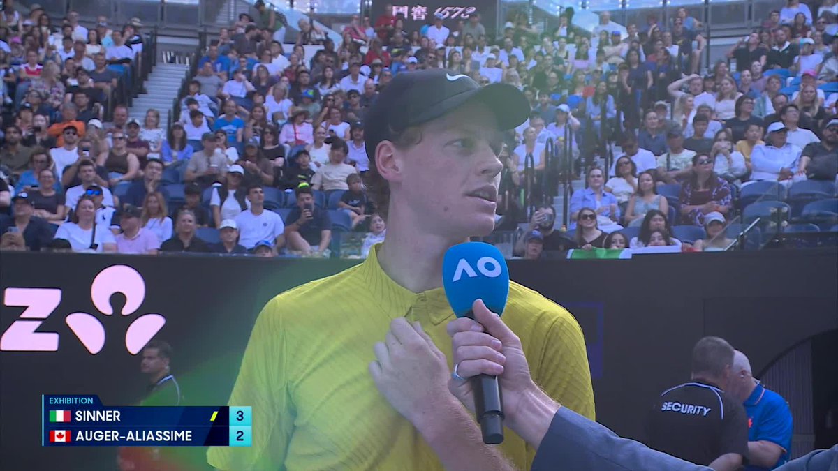 Jannik Sinner was asked about Alcaraz during his match with Auger Aliassime ahead of Australian Open "Where's Carlos tonight? Are you missing him?" Jannik: "No, at times it's also good without Carlos, to be honest" 😂😂😂