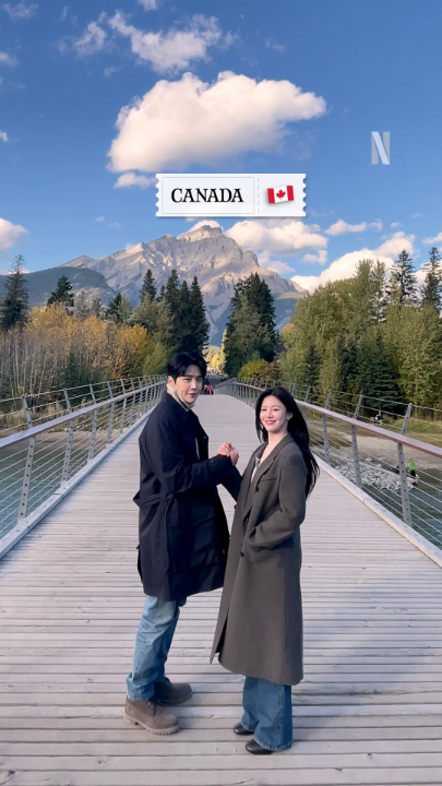 Adududu senyumnyaaaaaa~~~~ 😊💖 Tonton &amp; jalan-jalan bareng Papago Couple di drakor Can This Love Be Translated? UDAH TAYANG di Netflix!