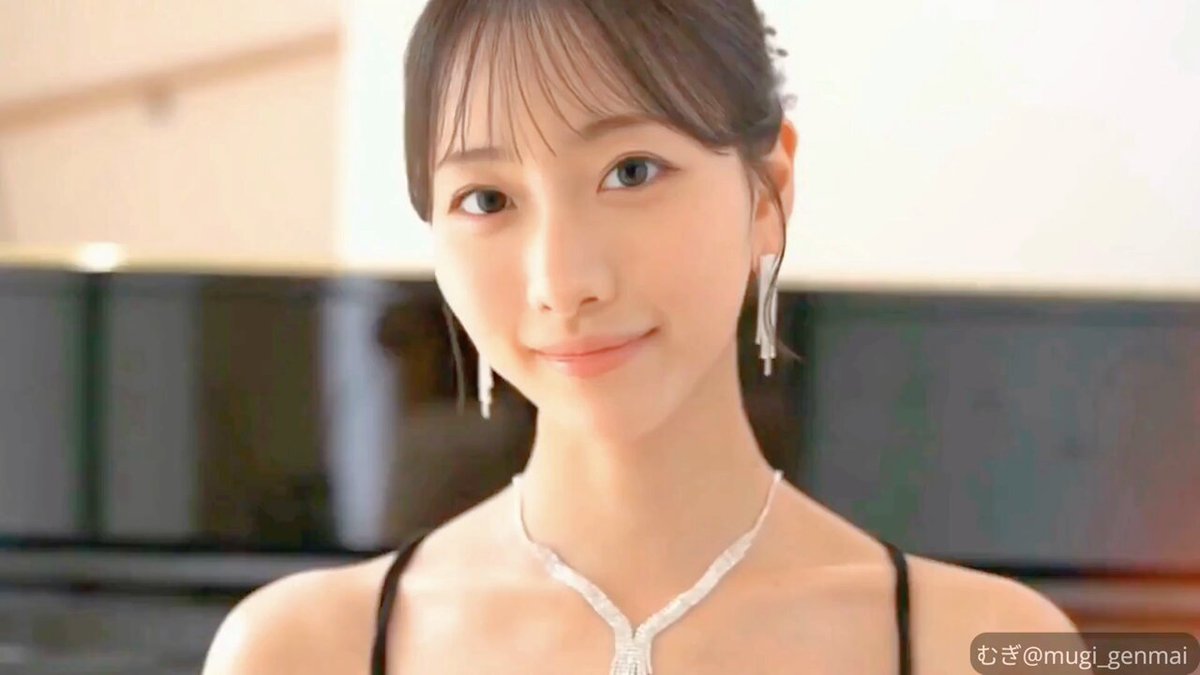 繊細な指使いで奏でる音楽はいいですね