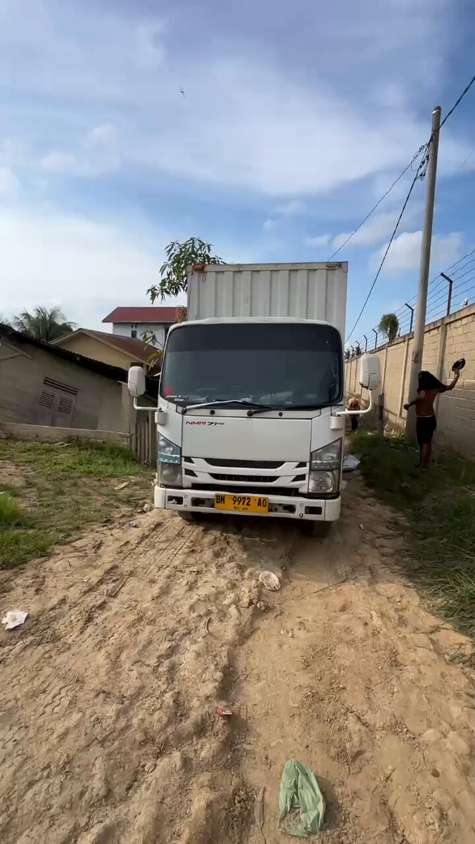 Alhamdulillah misi kemanusiaan bantuan bencana banjir Aceh telah tersalurkan.. semoga bermanfaat untuk warga Aceh Tamiang. Mereka Masih saudara kita bro!!