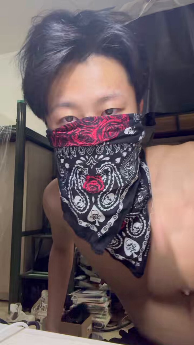 接定制和视频，放假整点零花钱 。前15名免🚪 #反差直男 #人前人后