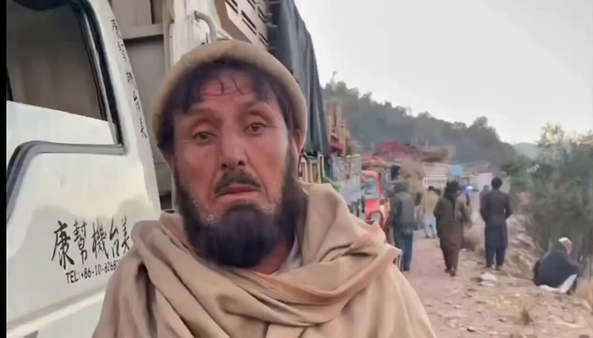 وادی تیراہ کی سخت ترین سردی میں جبری نقل مکانی کا سلسلہ جاری ہے۔ وزیراعلیٰ کا وادی تیراہ میں جانا ایک اہم قدم ہے، اس مشکل وقت میں انہیں عوام کے درمیان ہی ہونا چاہیے۔