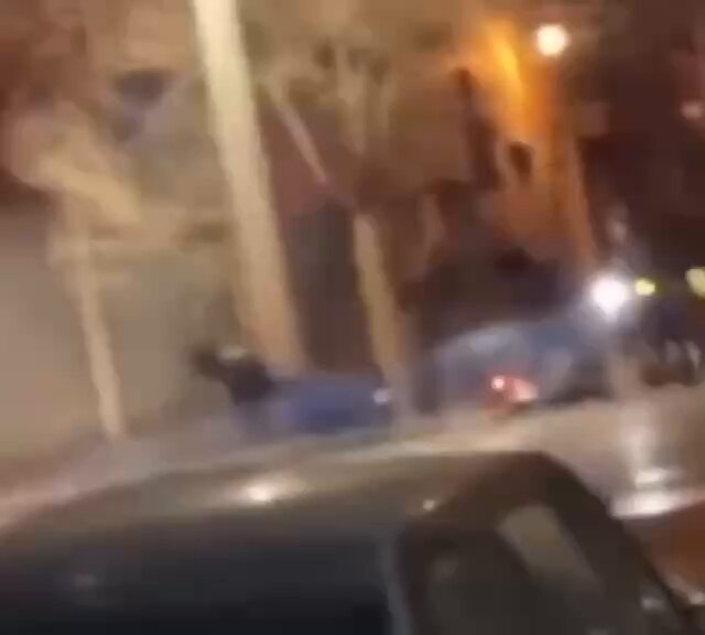 İran’daki protestocuların, rejim güçleri tarafından yakın mesafeden vurularak infaz edildiği görüntüleri ortaya çıktı.
