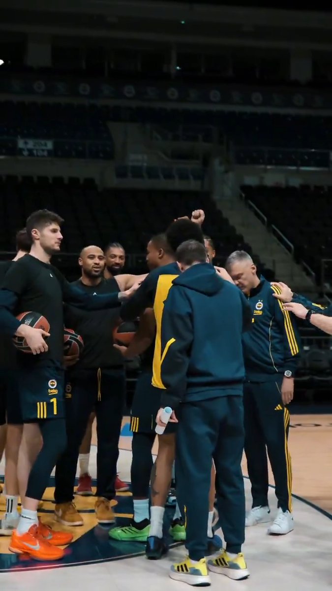 🏡 Ülker Spor ve Etkinlik Salonu'nda maç günü sabahı! 🎞️ #YellowLegacy #EuroLeague
