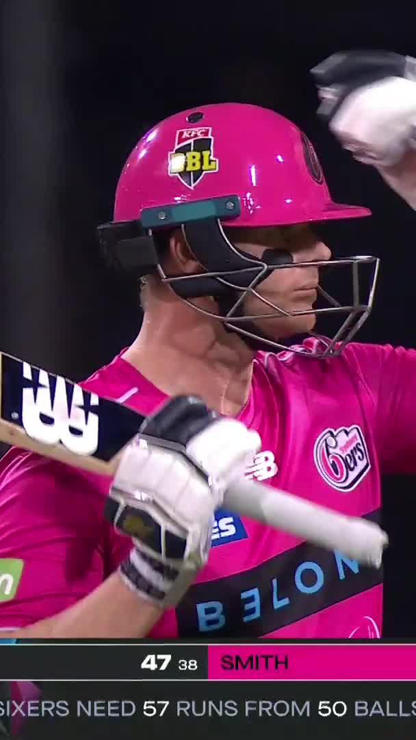 Sit back, relax and enjoy Steve Smith hitting four sixes in a row at the SCG 😅 #GoldenMoment #BBL15 BKT Tires