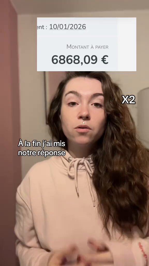 📢🚨📊 Une femme reçoit une régularisation de 7 000 euros de TotalEnergies. À l’échelle de son logement, la somme est évidemment absurde. Pas discutable, absurde. Elle ne demande pas un cadeau. Elle demande une explication. Comment on arrive à 7 000 euros. Quel index. Quelle période. Quelle erreur. Et là, on entre dans l’administration à la française, version énergie privatisée. Plus personne n’explique. Tout le monde renvoie. Ce n’est jamais une erreur, c’est un « recalcul ». Ce n’est jamais faux, c’est « conforme au système ». Ce n’est jamais clair, c’est « en cours de traitement ». L’index n’était pas bon, mais sans dire lequel. La relève a été mal faite, mais sans dire quand. Le montant est contestable, mais il faut d’abord le payer ou attendre des mois. La logique est simple : tant que la machine a produit un chiffre, le chiffre a raison. La réalité du logement, de la consommation, de la vie quotidienne n’a aucune valeur face à un écran.