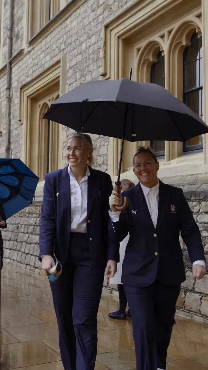 An unforgettable day at Windsor Castle for our #RedRoses