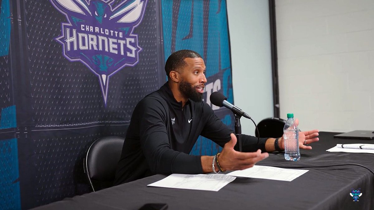 🎙️ Charles Lee on LaMelo Ball last night: "We're always marveled by his shot-making, but what continues to impress me—and what continues to help our team get better and better—is that he's trusting the pass. He's really maximizing everyone around him. He's making them better." "We see (him maturing) defensively. I'm not even sure how many steals he had or anything like that, but he had one blocked shot... just not giving up on plays is the biggest thing. Not always perfect, but not giving up on plays and trying to find a competitive advantage in anything he does defensively." "Our guys rally around that. It becomes contagious as soon as he does something competitively defensively. We all are even more locked in on the game plan because he's our emotional leader. When he's playing well, when he's playing that hard, it gets us all going."