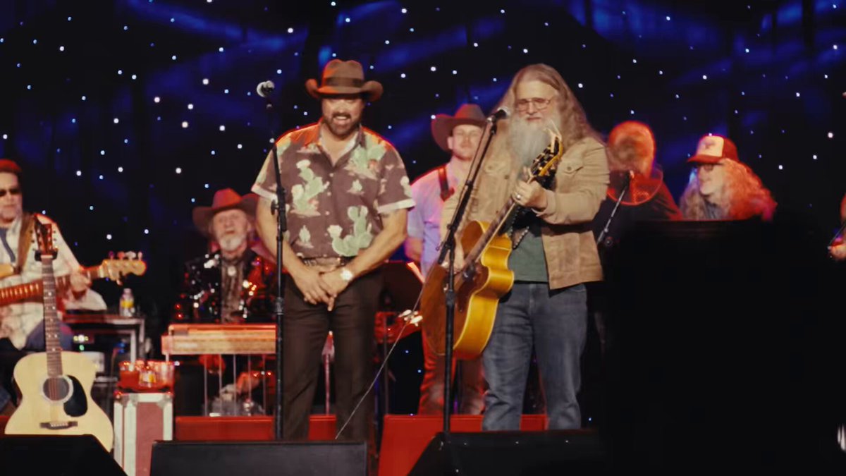 “Honky Tonk Badonkadonk” was written by Jamey Johnson, Randy Houser, and Dallas Davidson while they were hanging out at Nashville’s Wildhorse Saloon—inspired by someone they saw on the dance floor. They’ve said they wrote it in about an hour, spending much of that time laughing. Trace Adkins later recorded it for Songs About Me, and it became a crossover hit, reaching No. 2 on Billboard’s Hot Country Songs. Full Video: