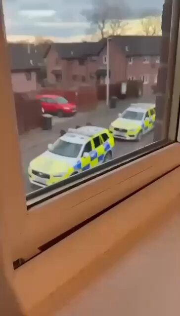 “SHOTS FIRED, SHOTS FIRED” This mobile phone footage was uploaded to social media yesterday afternoon tagged as EASTERHOUSE in Glasgow. I can’t see any reports after a search online, if you know what happened let us know in the comments. Sounds like shots came from both sides.