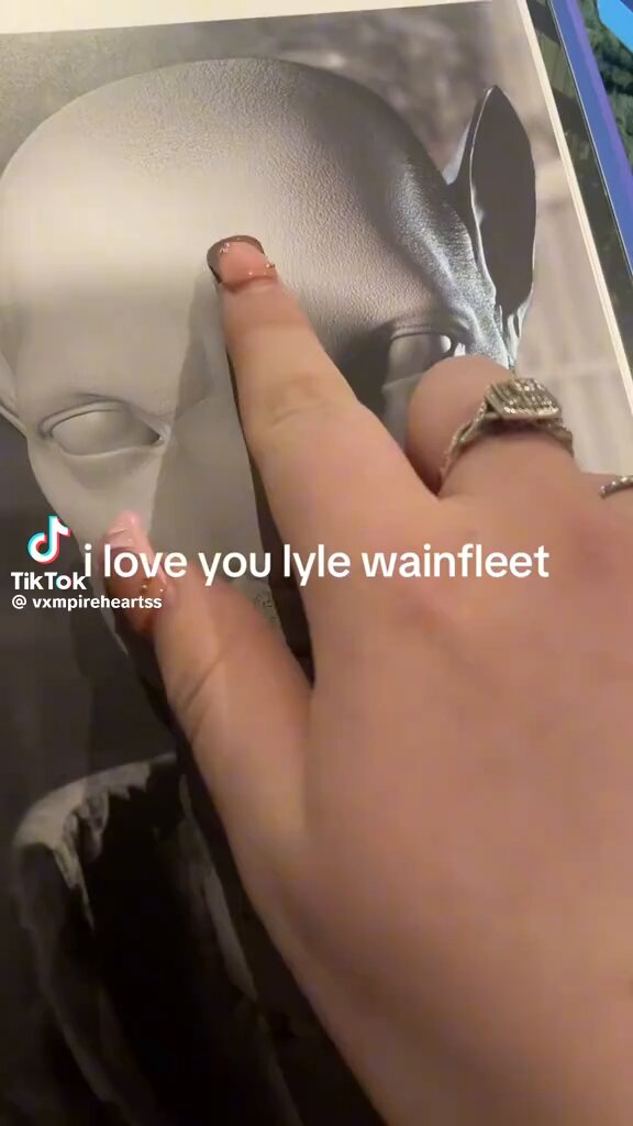 The fucking flag I'm crying #afaa #LyleWainfleet