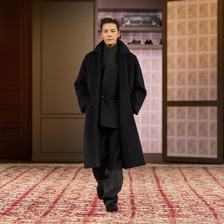 Welcome Global Ambassador William Chan, making his runway debut at ZEGNA Winter 2026. 欢迎全球代言人陈伟霆，以 2026 冬季时装秀首登 T 台的亮相，正式加入杰尼亚大家庭。 #ZEGNAWINTER26