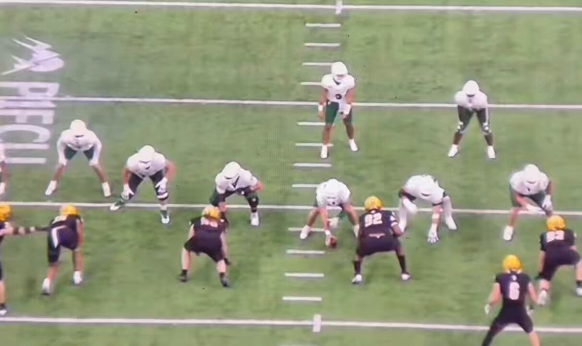 Extended look at new Alabama C Racin Delgatty out of Cal Poly! 1,316 career snaps. Big, big pickup for the Crimson Tide offensive line: