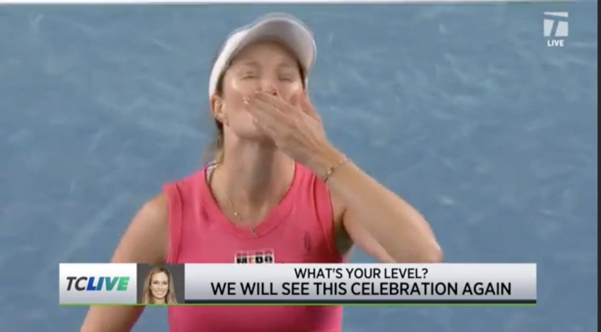 Danielle Collins guarantees more celebrations like this one to come 😂 #TCLive