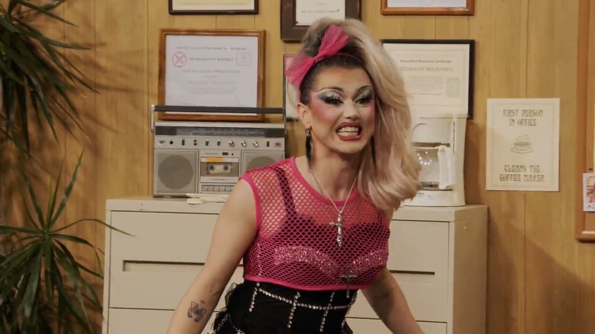 .MYKI MEEKS ☆ and juicy love dion were pregnant with Michelle Visage here 😂 #DragRace