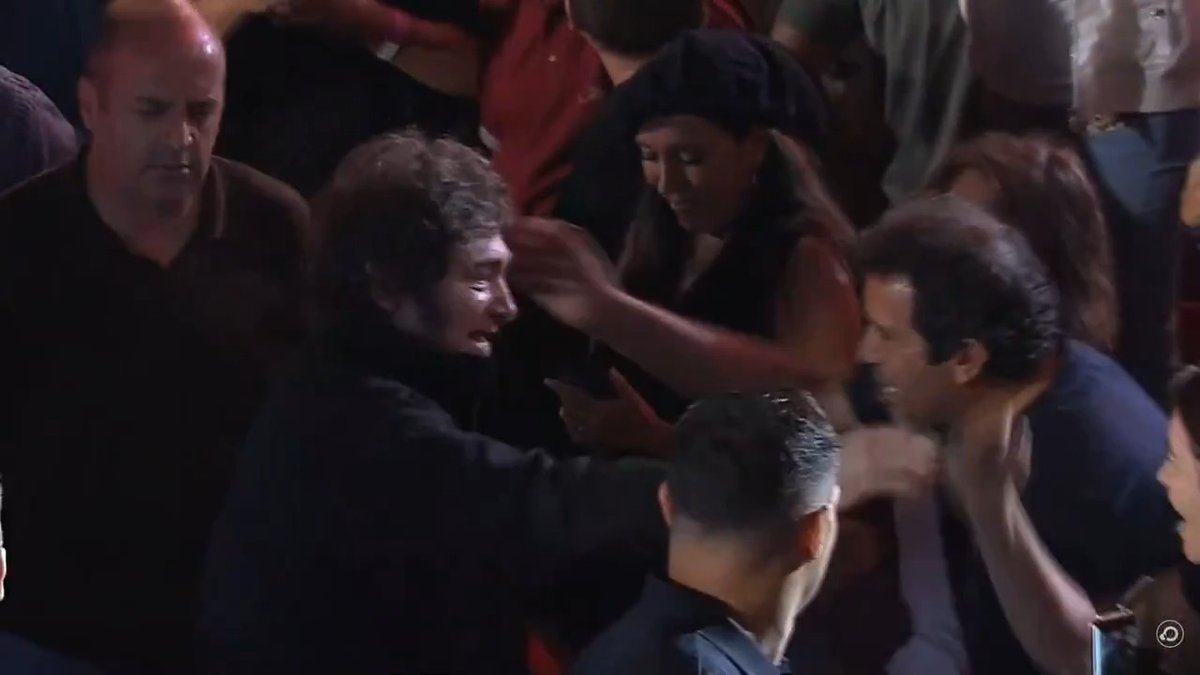 "Jesús María": Por la llegada de Javier Milei al Festival Nacional de Doma y Folklore durante la presentación del Chaqueño Palavecino