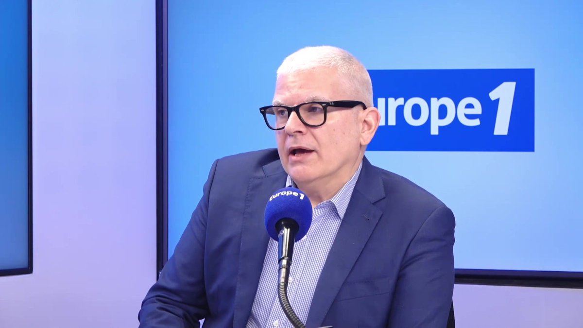 Iran: "J’ai interviewé à plusieurs reprises Reza Pahlavi ; il m’est apparu, contrairement à ce que l’on dit, très brillant. Il a une vision pour l’Iran, son pays, mais aussi pour le Moyen-Orient." Emmanuel Razavi avec Alexis de La Fléchère