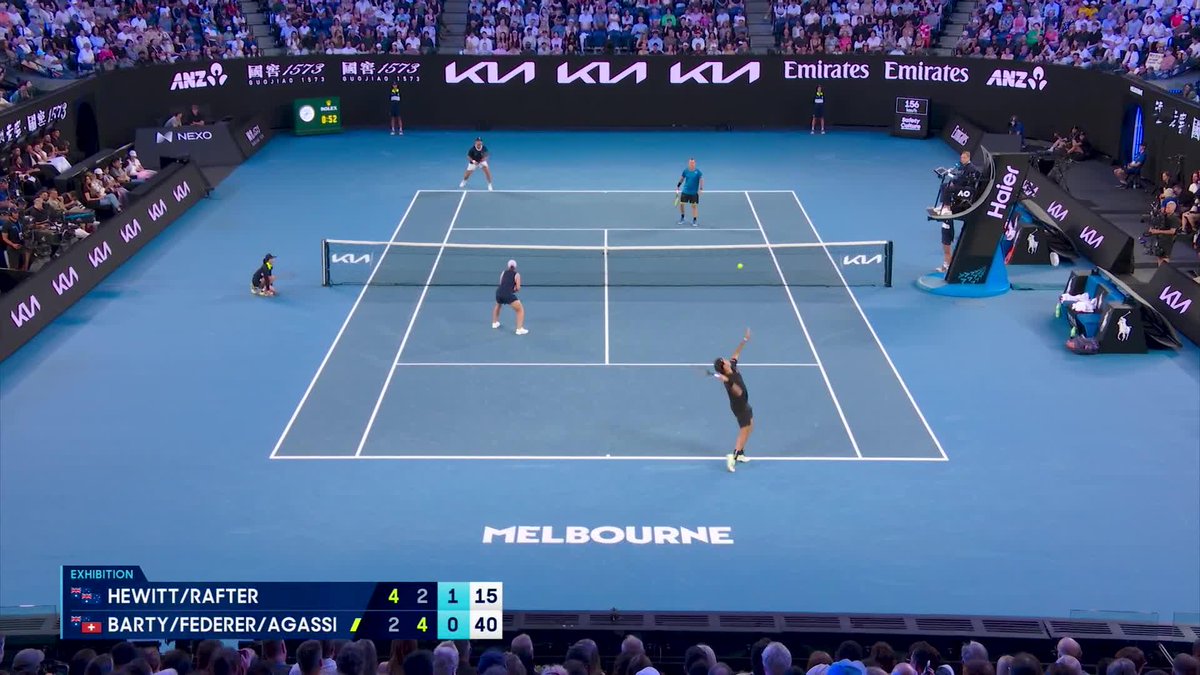 DEFENCE from Rafter-Hewitt > Roger's tweener 👏😆 Wide World of Sports • ESPN • TNT Sports • WOWOWテニス • #AO26