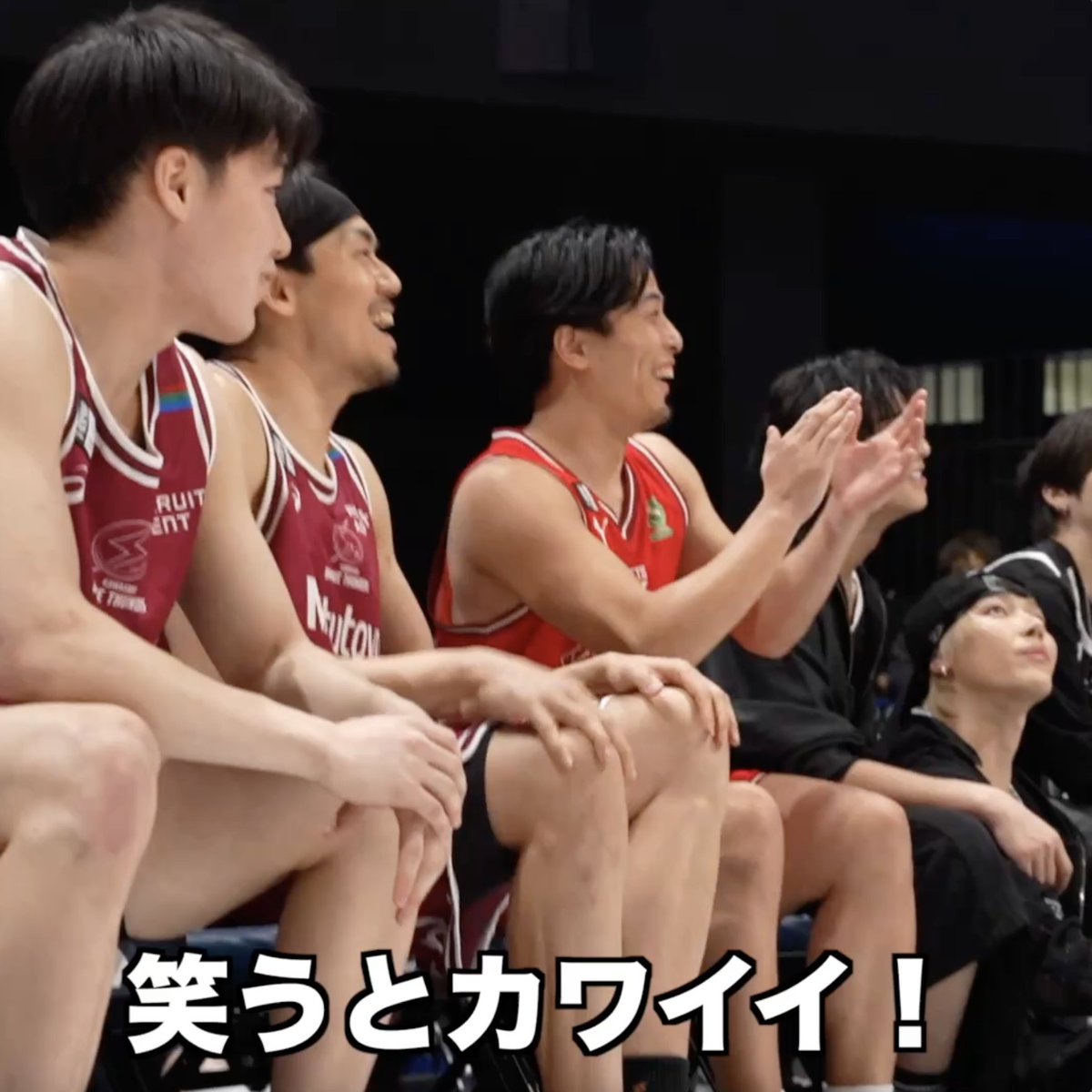 / 笑って!! \ クールな池田祐一の笑顔が見れて大満足な篠山竜青と富樫勇樹😆 #Bリーグオールスター #Bリーグ #りそなグループ