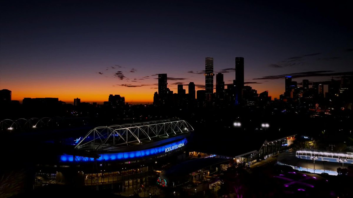 The first Australian Open sunset of 2026 🤩 Wide World of Sports • ESPN • TNT Sports • WOWOWテニス • #AO26
