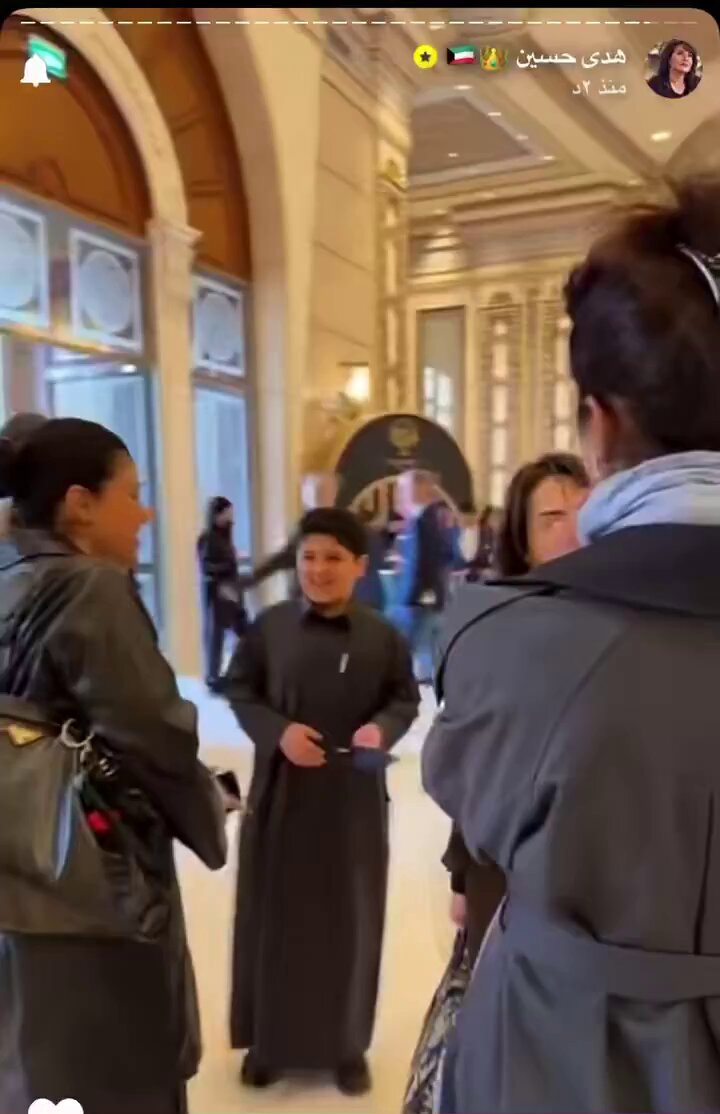 ههههههههه عسل هدى فاتتها الطياره ومسكت خط ليلى ولولوه اقتنعوا يمسكون خط بعد